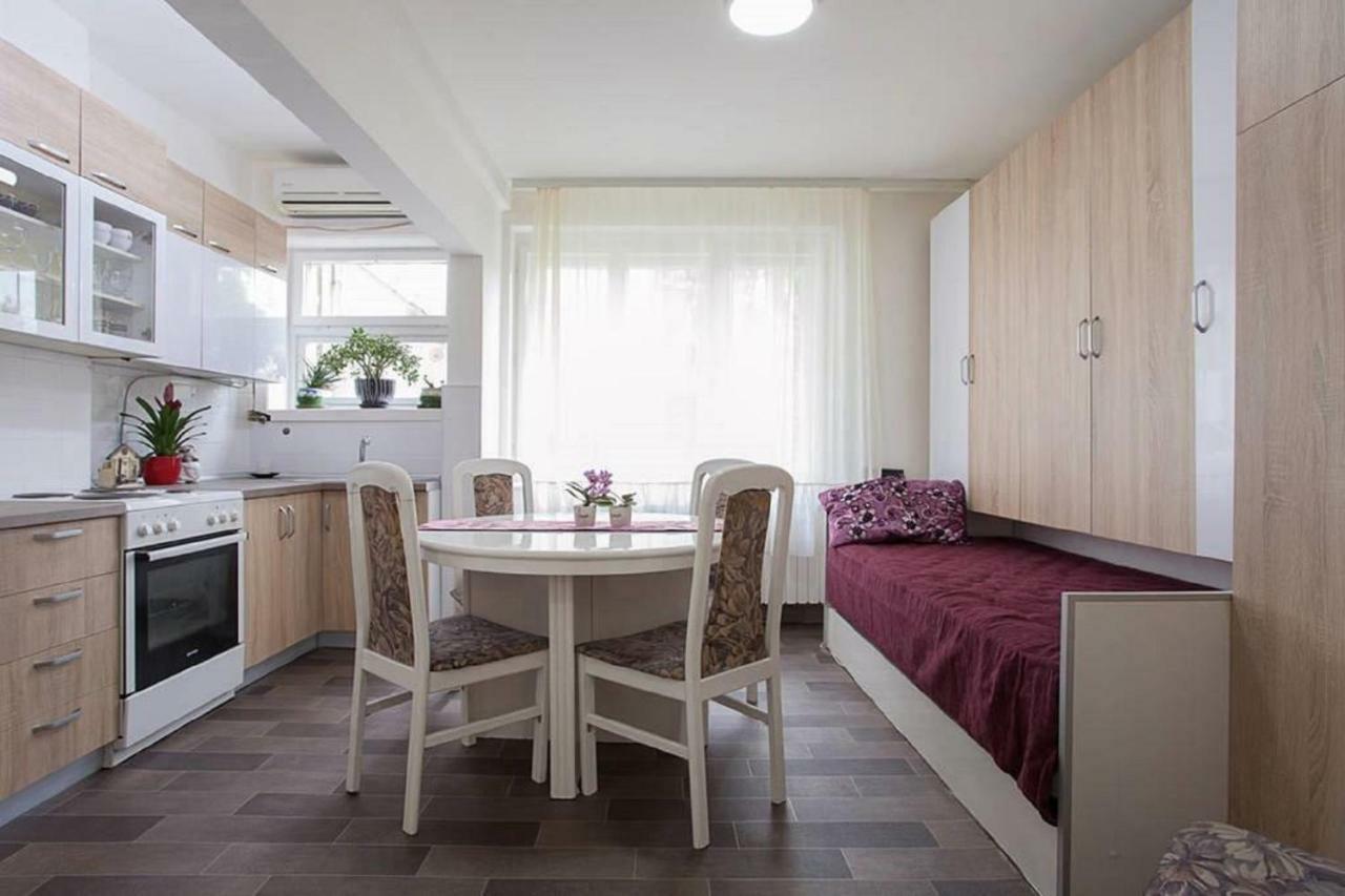 سكوبجي Sps Premium Apartments الغرفة الصورة